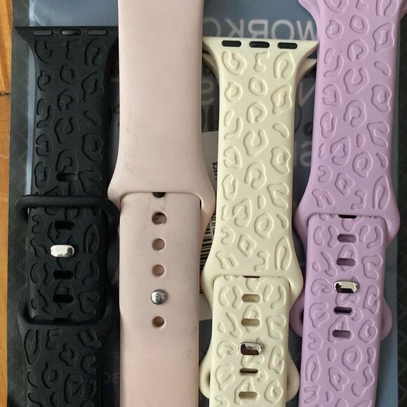 Apple Watch Design Bands Cheetah Design 38/40/41 MM - Picture 2 of 2